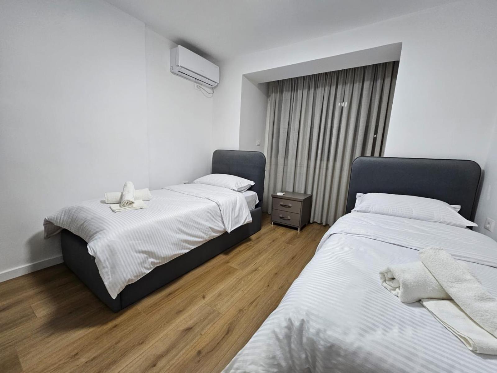 Elois Luxury Apartment Tirana Buitenkant foto