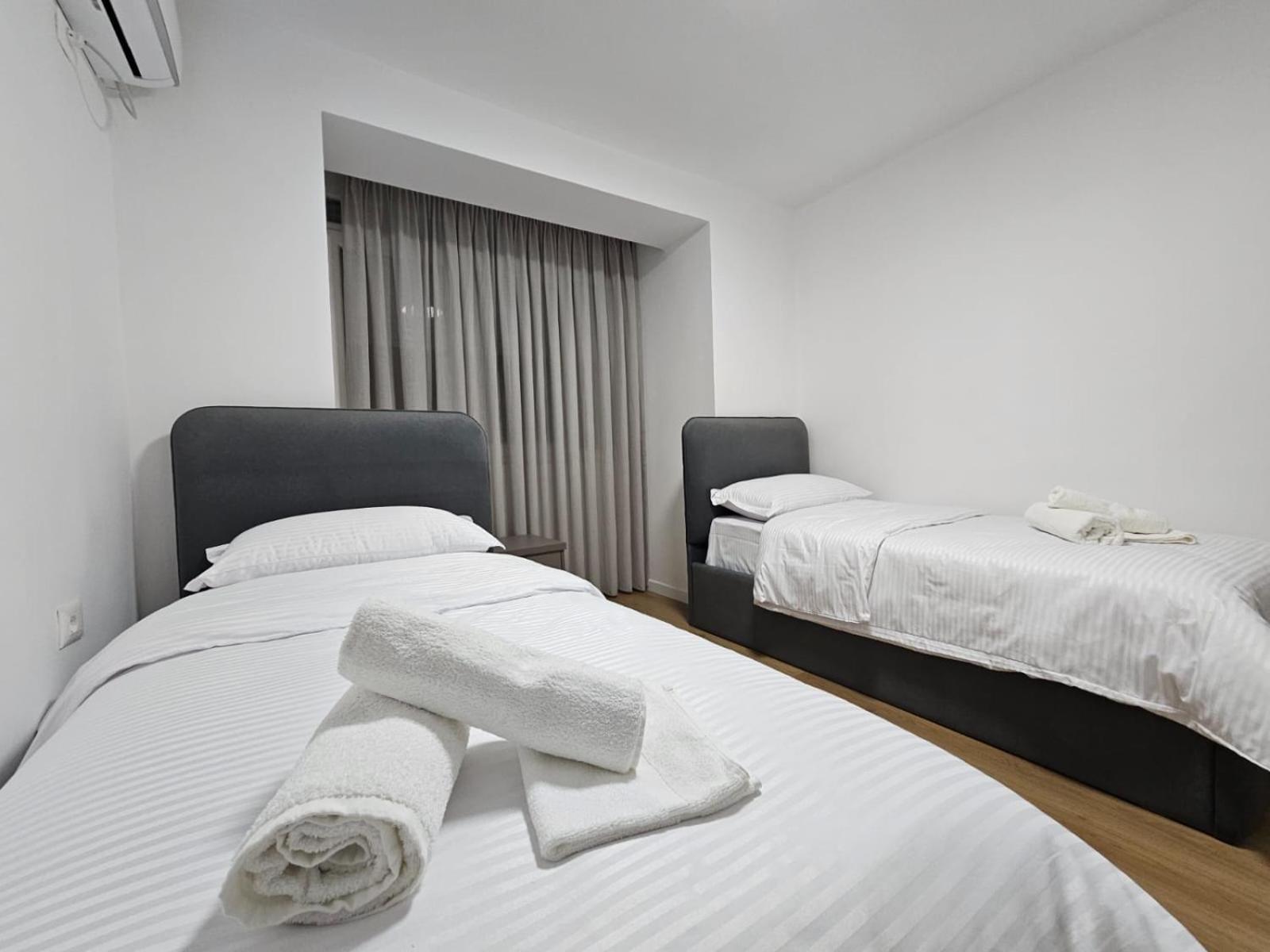 Elois Luxury Apartment Tirana Buitenkant foto